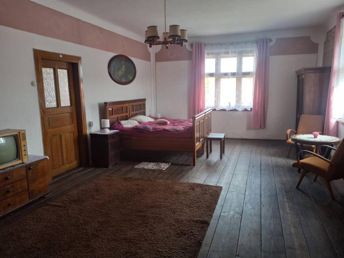 Apartman Menany Экстерьер фото