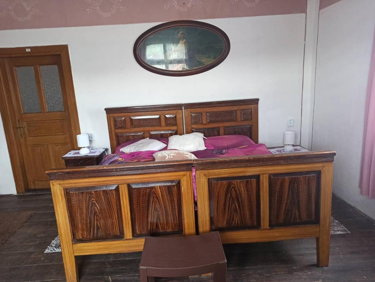 Apartman Menany Экстерьер фото